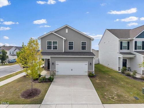 40 Branch Wood Dr, Fuquay Varina, NC, 27526-4076 | Card Image
