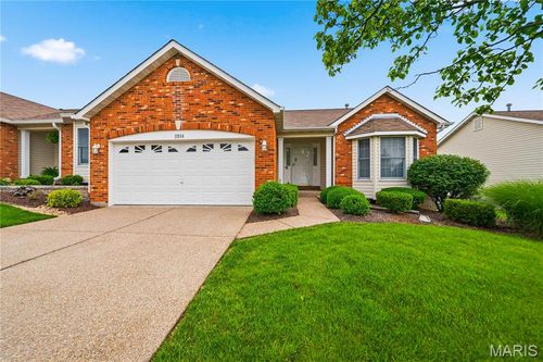 b-2114 Farnsworth Drive, O'Fallon, MO, 63368 | Card Image