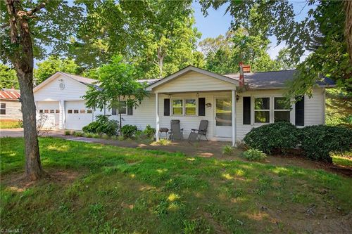 209 Brewer Cir, East Bend, NC, 27018-7874 | Card Image
