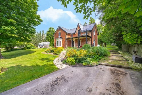 21 Nelson St, Belwood, ON, N0B1J0 | Card Image