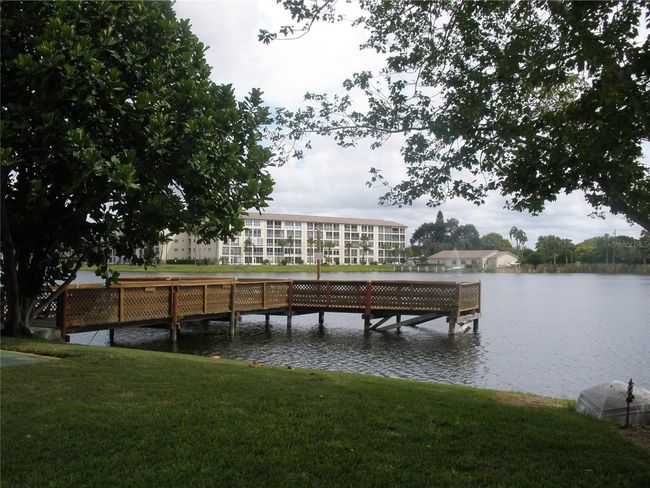 K115 - 3528 Lake Bayshore Dr, Condo with 2 bedrooms, 1 bathrooms and null parking in BRADENTON FL | Image 20