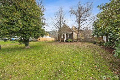 1408 12th Ave Se, Puyallup, WA, 98372-3927 | Card Image