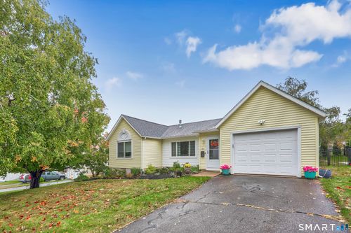 44 Algonquin Way, Bristol, CT, 06010 | Card Image