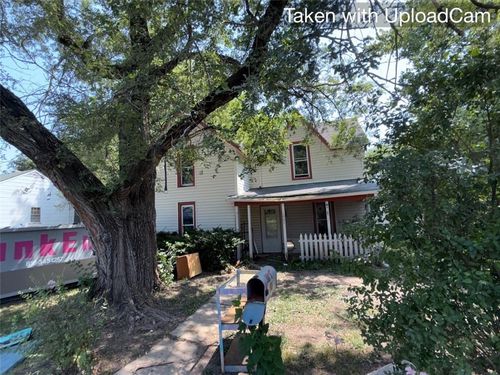 1001 S Main St, Holden, MO, 64040-1641 | Card Image