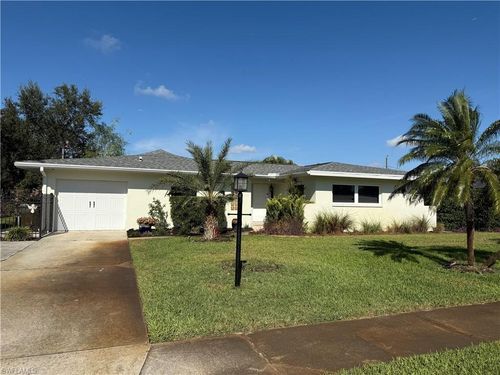 1023 El Valle Ave, FORT MYERS, FL, 33919-2611 | Card Image