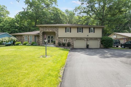 54438 Old Bedford Trl, Mishawaka, IN, 46545-1510 | Card Image