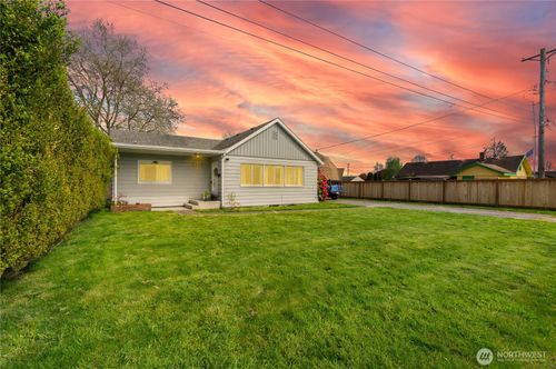 1317 47th Avenue E, Fife, WA, 98424 | Card Image