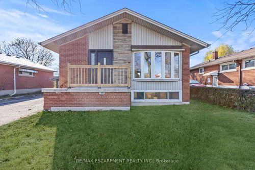 20 Burfield Ave, Hamilton, ON, L8T2J9 | Card Image