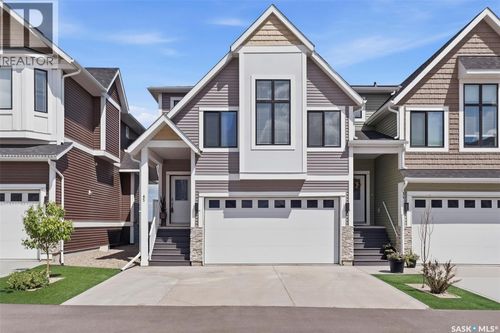 900 St Andrews Lane, Warman, SK, S0K4S4 | Card Image