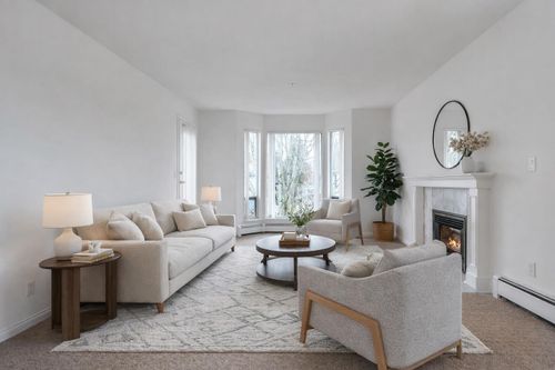 210-9260 No. 2 Rd, Richmond, BC, V7E2C8 | Card Image