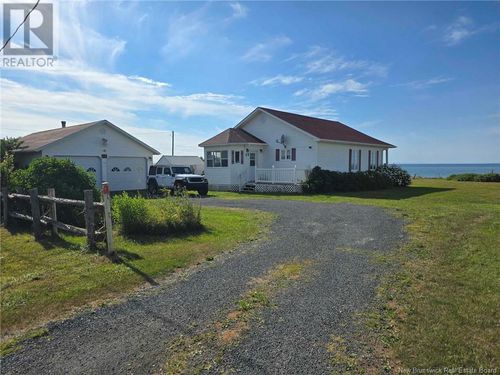 49 Ocean Walk Rd, Salmon Beach, NB, E2A6C7 | Card Image