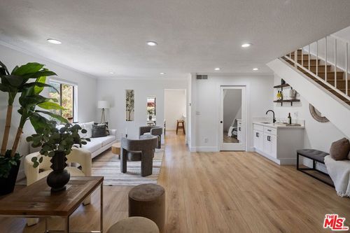 6-2920 E 11th St, Los Angeles, CA, 90015 | Card Image