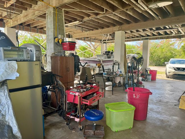 carport | Image 11