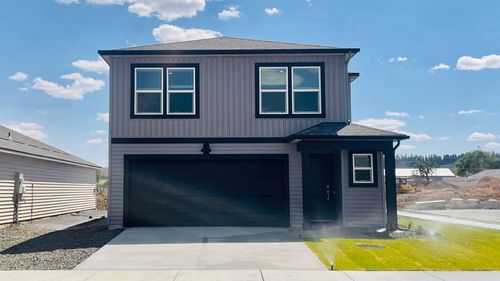 13510 W Crosswinds Ave, Airway Heights, WA, 99001-4000 | Card Image