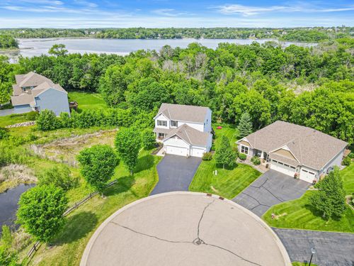2215 Lake Cir, Victoria, MN, 55386-4300 | Card Image