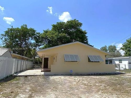 2010 Nw 70th St, Miami, FL, 33147 | Card Image