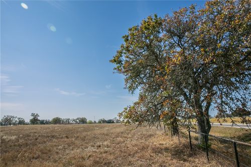 4254 Fm 180, Ledbetter, TX, 78946-7016 | Card Image