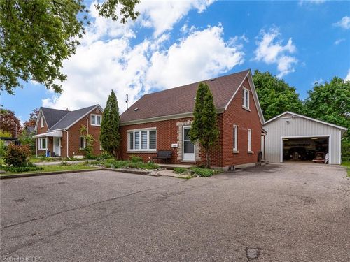 133 Margaret Ave S, Waterloo, ON, N2J2E2 | Card Image
