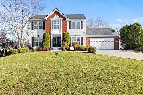 2181 Fox Chase Rd, Lake View, NY, 14085-9438 | Card Image