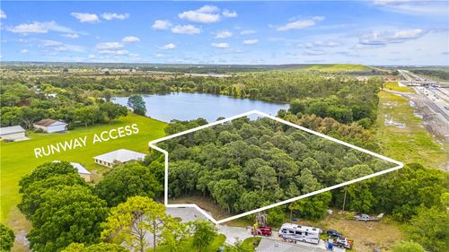 525 Wright Cir, Vero Beach, FL, 32968-9644 | Card Image