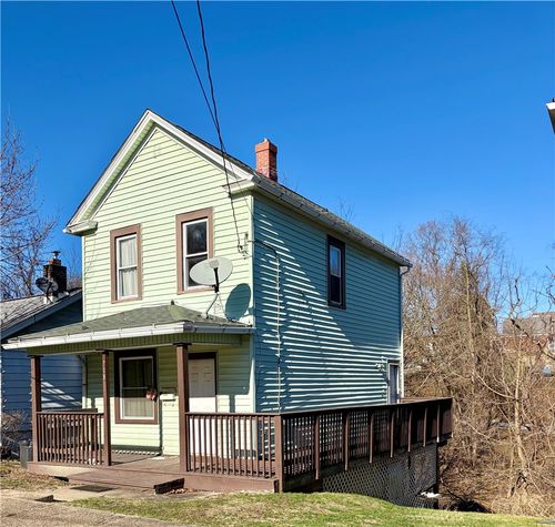 718 Sellers Ave, Jeannette, PA, 15644-1674 | Card Image