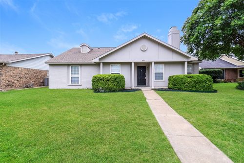 4204 Ireland Dr, The Colony, TX, 75056-3219 | Card Image