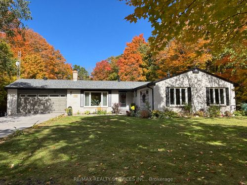 553 Homeland Dr, Emsdale, ON, P0A1J0 | Card Image