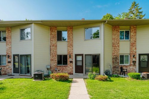 W169N11492 Biscayne Drive, Germantown, WI, 53022 | Card Image