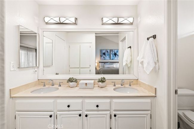 G - 2715 Vanderbilt Ln, Townhouse with 2 bedrooms, 3 bathrooms and 2 parking in Redondo Beach CA | Image 39