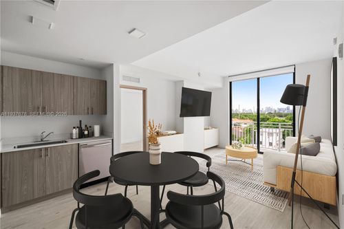 apt-514-1601 Sw 32nd Ave, Miami, FL, 33145-1864 | Card Image