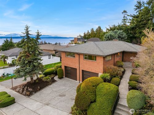 5726 Sw Spokane St, Seattle, WA, 98116-3121 | Card Image