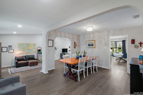 11214 Blue Waters, Helotes, TX, 78023-3401 | Card Image