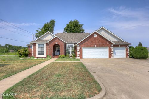 1624 Lakeview Drive, Webb City, MO, 64870 | Card Image