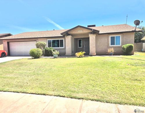 2493 S 29th Dr, Yuma, AZ, 85364-6820 | Card Image