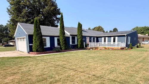 1500 W 5th St, Storm Lake, IA, 50588-3028 | Card Image