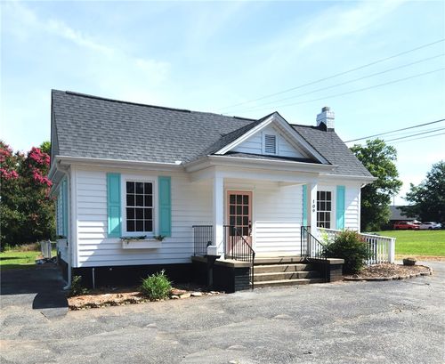 109 E Highland Ave, Anderson, SC, 29621-4709 | Card Image
