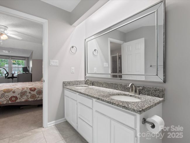 9473 Kings Falls Dr, Condo with 2 bedrooms, 2 bathrooms and null parking in Charlotte NC | Image 20