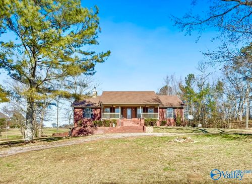 462 Brooks Rd, Union Grove, AL, 35175-5220 | Card Image