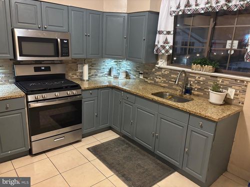 3430 Fairfax Dr, CAMDEN, NJ, 08105-1620 | Card Image