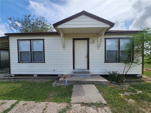 2301 Frederick Dr, Corpus Christi, TX, 78417-3015 | Card Image