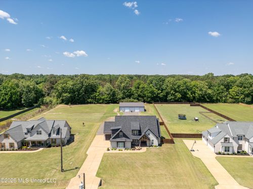 4325 Jenny Ln, Hernando, MS, 38632-1824 | Card Image
