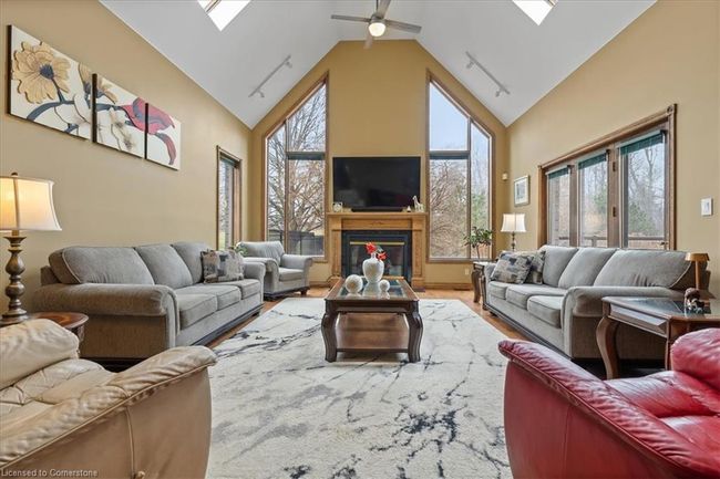 2 Hickory Hollow St, House other with 5 bedrooms, 6 bathrooms and 13 parking in Brant ON | Image 7