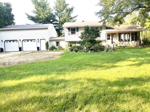 208 1st St, RIO, WI, 53960-7119 | Card Image