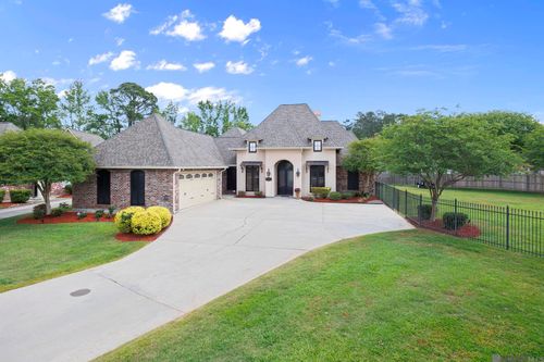 17747 E Purple Martin Ct, Baton Rouge, LA, 70816 | Card Image