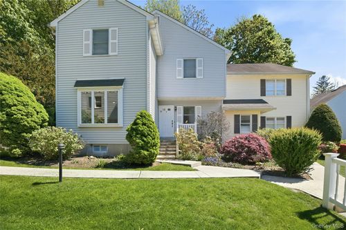 18-515 High St, Port Jefferson, NY, 11777-1835 | Card Image