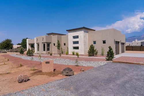 602 Camino De La Tierra, Corrales, NM, 87048-8556 | Card Image