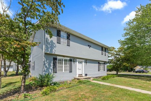 1601 Gainesway Dr, Worthington, KY, 41183-9619 | Card Image