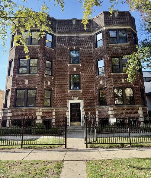1n-4886 N Hermitage Avenue, Chicago, IL, 60640 | Card Image