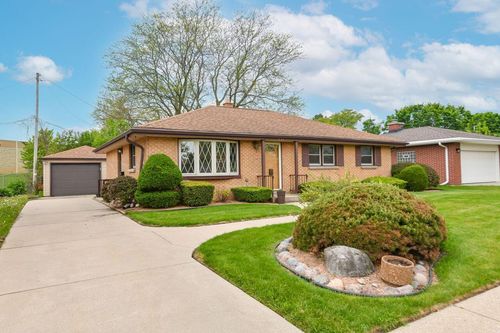 1631 W Bottsford Ave, Milwaukee, WI, 53221 | Card Image