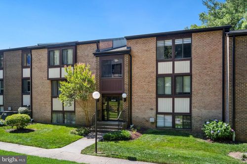 apt-202-9733 Kings Crown Ct, FAIRFAX, VA, 22031-5033 | Card Image
